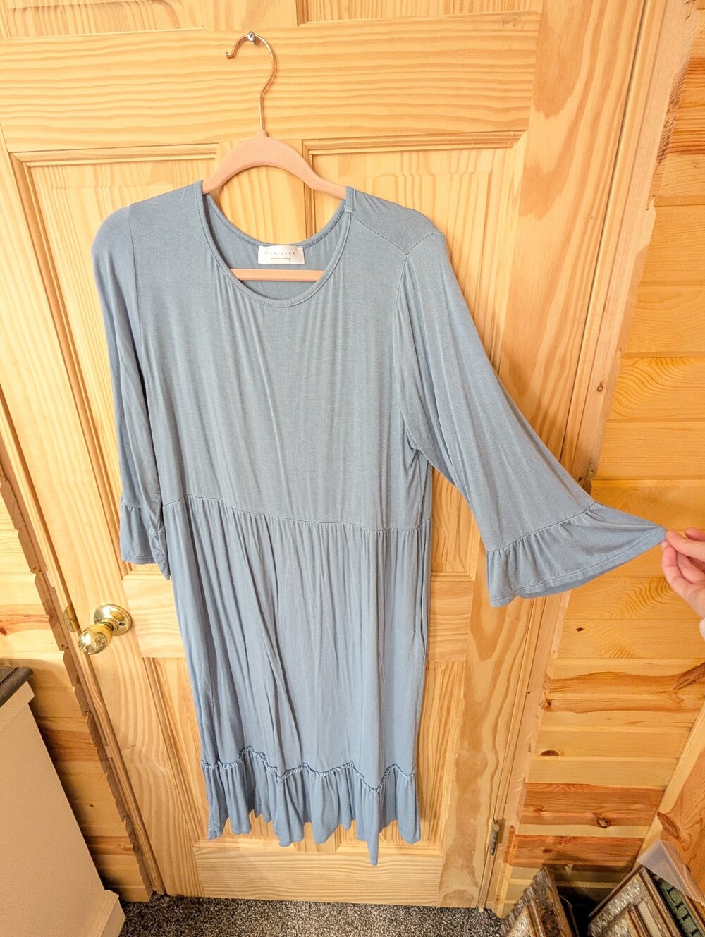Womens L (SO Soft!) Light Blue Ruffle Hem Knit Midi Dress